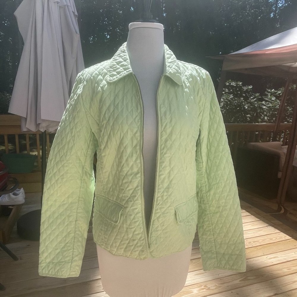 💚 LOFT/Ann Taylor Light Green Quilted Jacket Size 10